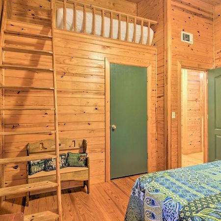 Вілла Hochatown Hideaway With Hot Tub, Grill And Fire Pit! Stephens Gap Екстер'єр фото