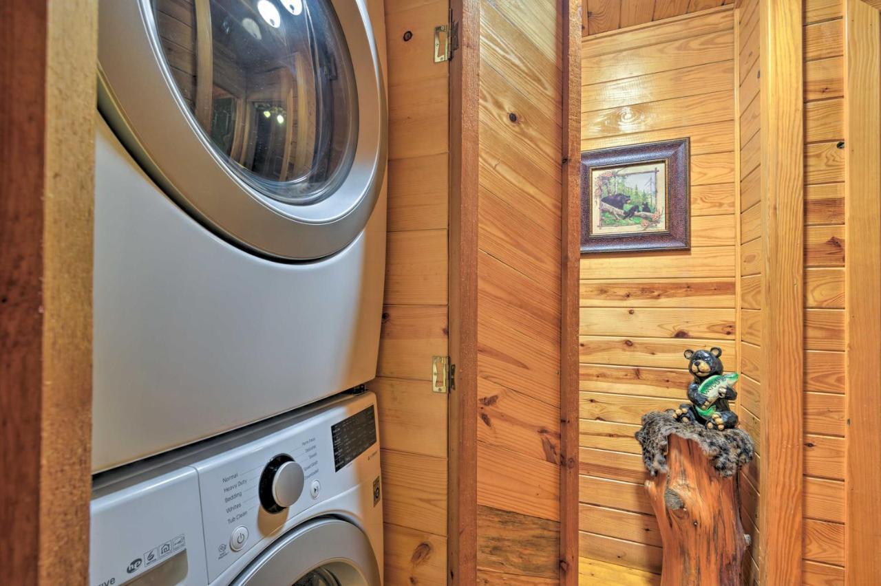 Вілла Hochatown Hideaway With Hot Tub, Grill And Fire Pit! Stephens Gap Екстер'єр фото