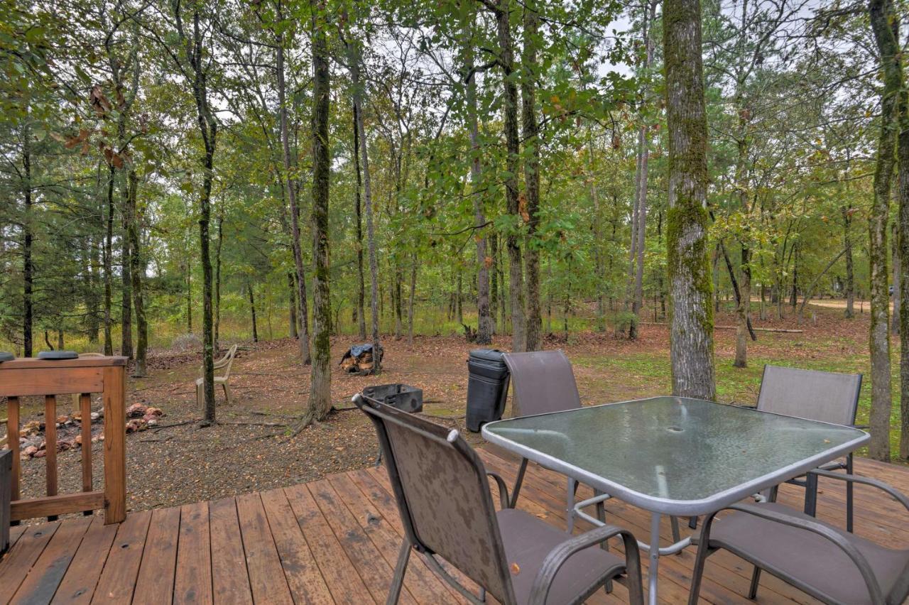Вілла Hochatown Hideaway With Hot Tub, Grill And Fire Pit! Stephens Gap Екстер'єр фото